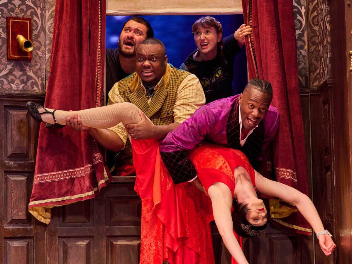 The Play That Goes Wrong